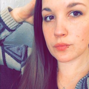 Meet your Posher, Amber